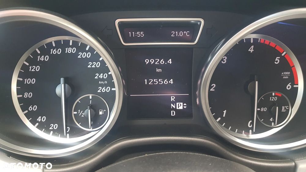 Mercedes-Benz ML 350 BlueTEC 4MATIC 7G-TRONIC - 24