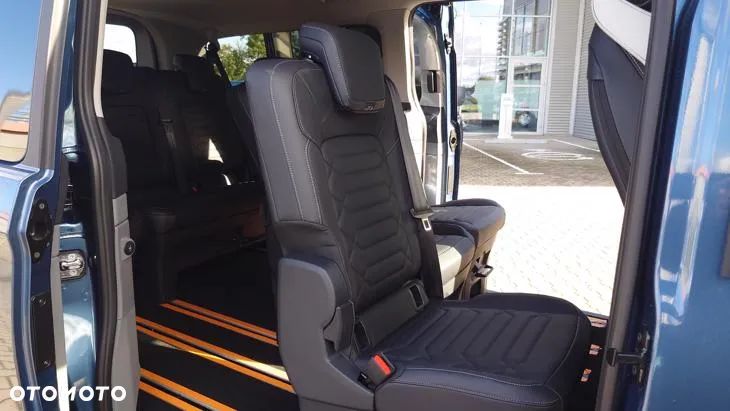 Ford Tourneo Custom 2.0 EcoBlue 320 L2 Titanium - 27