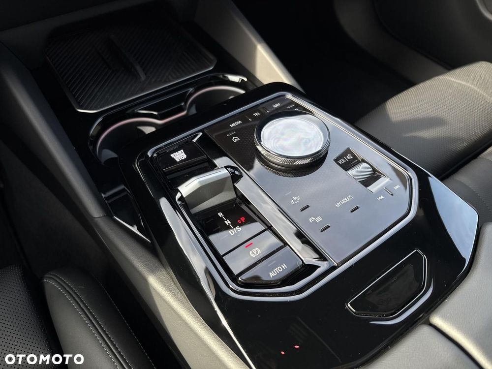 BMW Seria 5 520d xDrive mHEV M Sport Edition - 17