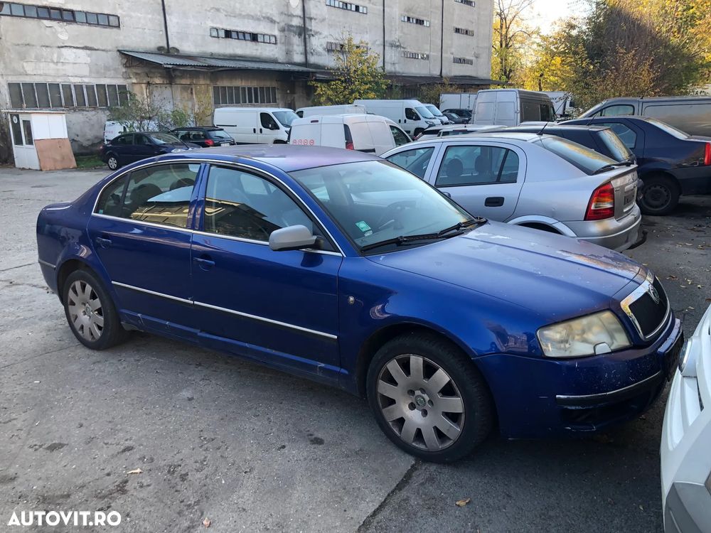 Dezmembrez Skoda Superb 1 albastru 1,9 tdi 2003