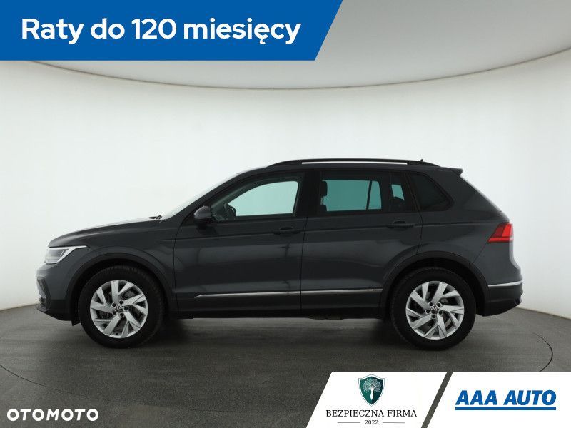 Volkswagen Tiguan - 4