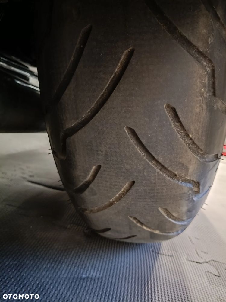 Harley-Davidson Touring Street Glide - 18