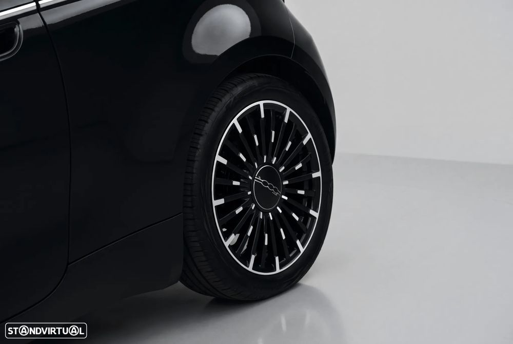 Fiat 500e - 11