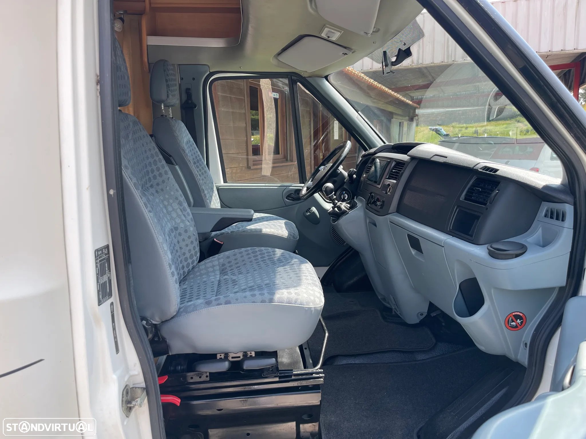Ford Transit LMC Liberty TI 618 - 12