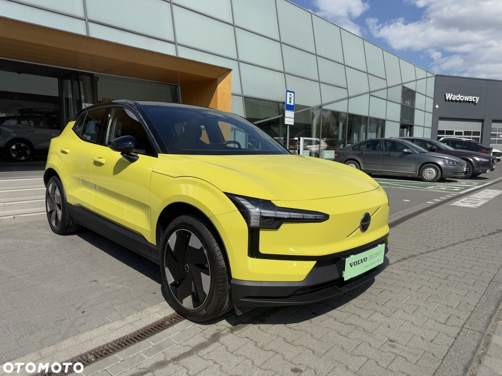 Volvo EX30 - 2
