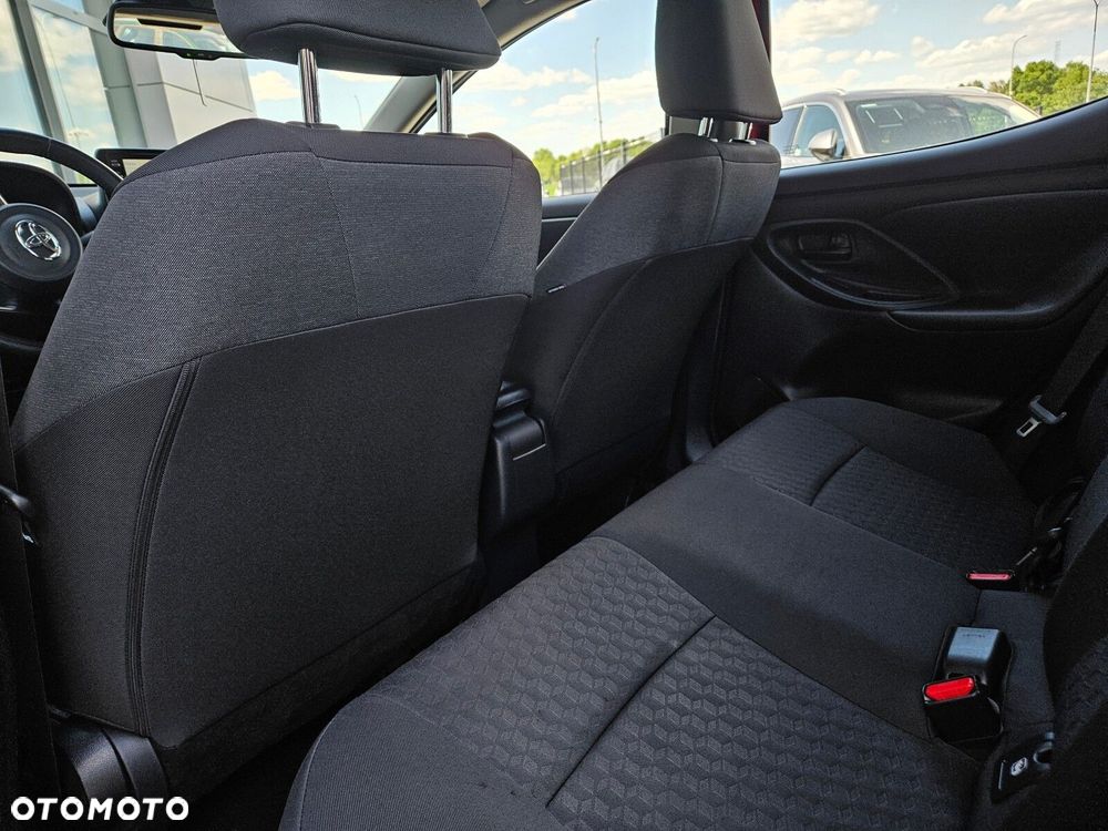 Toyota Yaris - 23
