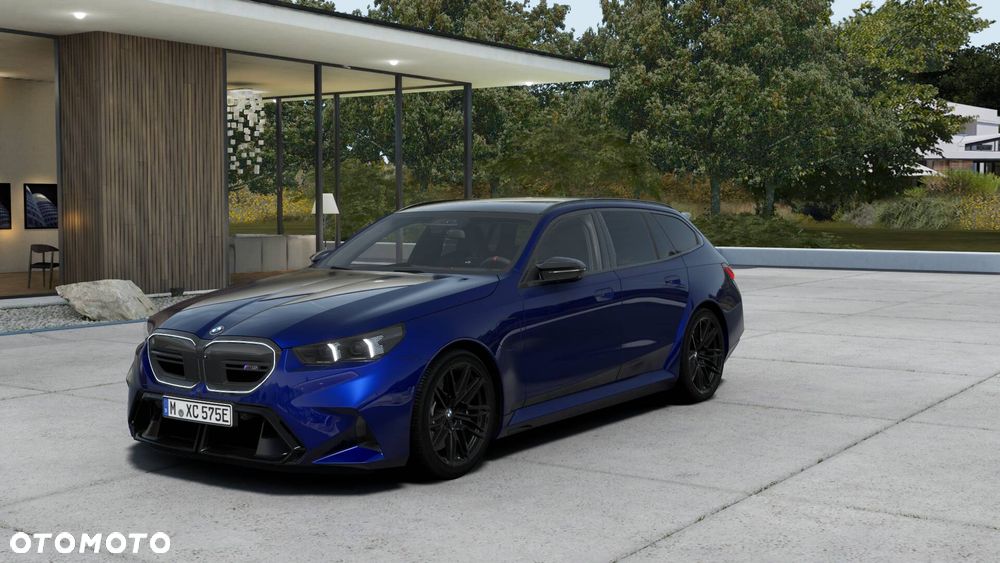 BMW M5 xDrive - 1