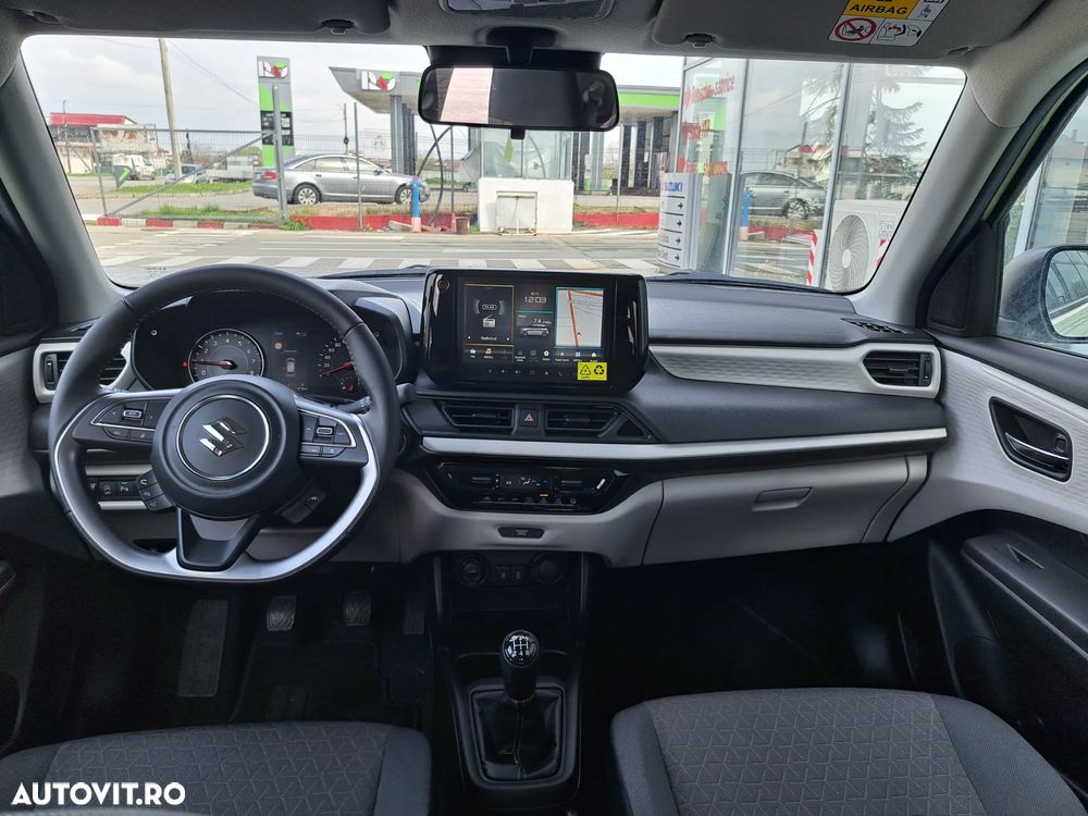 Suzuki Swift 1.2 Dualjet 12V MHEV Passion - 5