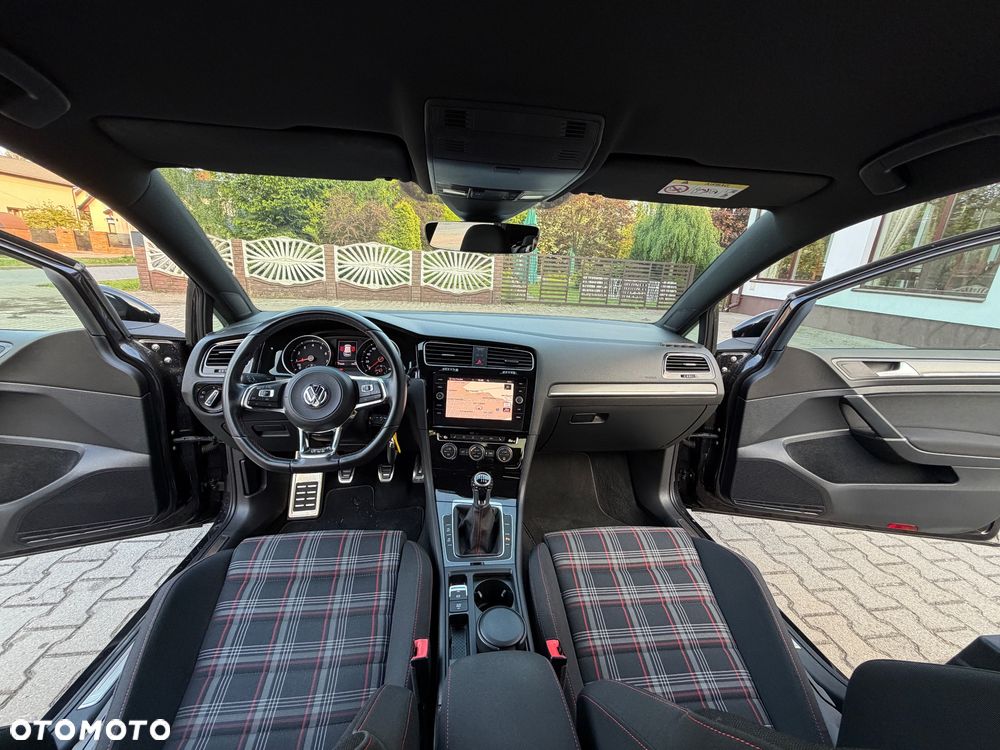 Volkswagen Golf 2.0 TSI BMT GTI Performance - 30