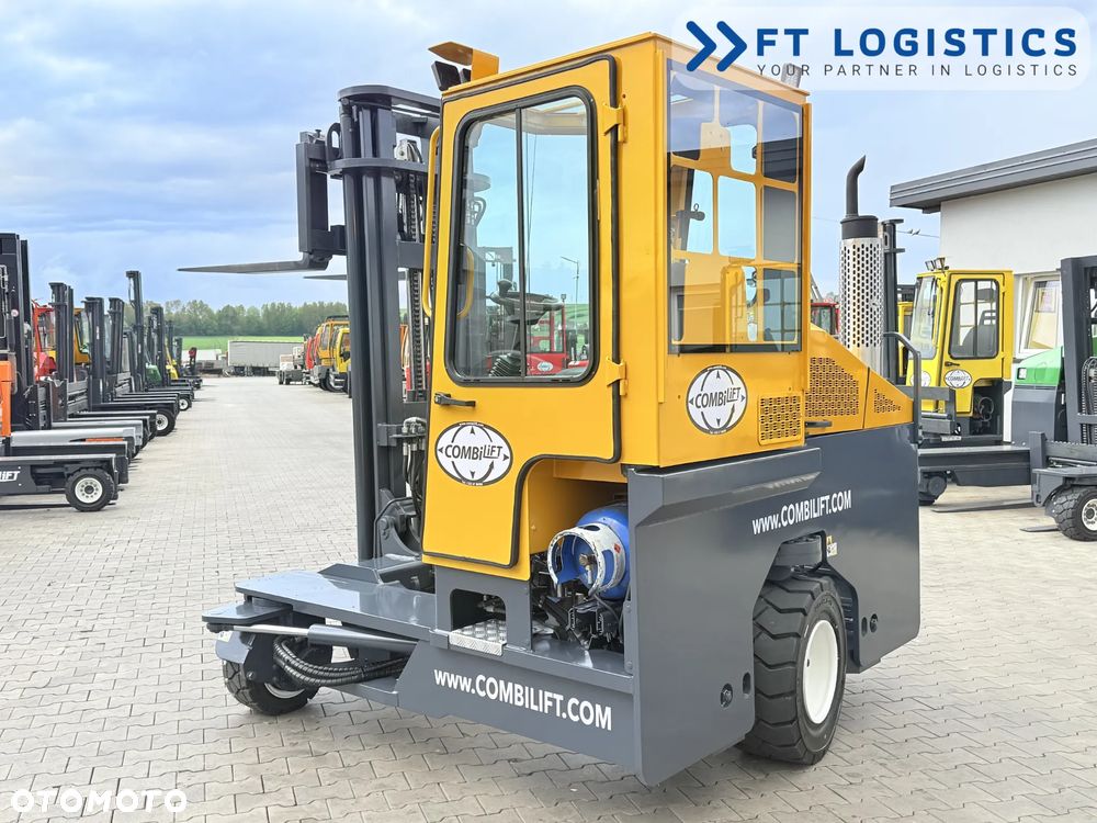 Combilift WÓZEK CZTEROKIERUNKOWY - WIELOKIERUNKOWY | COMBILIFT C4000 | GAS | DUPLEX 4100MM | PRZESUW WIDEŁ | WOLNY SKOK | NOWE OPONY | PO SERWISIE | STAN IDEALNY | Szeroka oferta wózków czterokierunkowych i bocznych, dopasowanych do różnorodnych potrzeb i zastosowań - 27