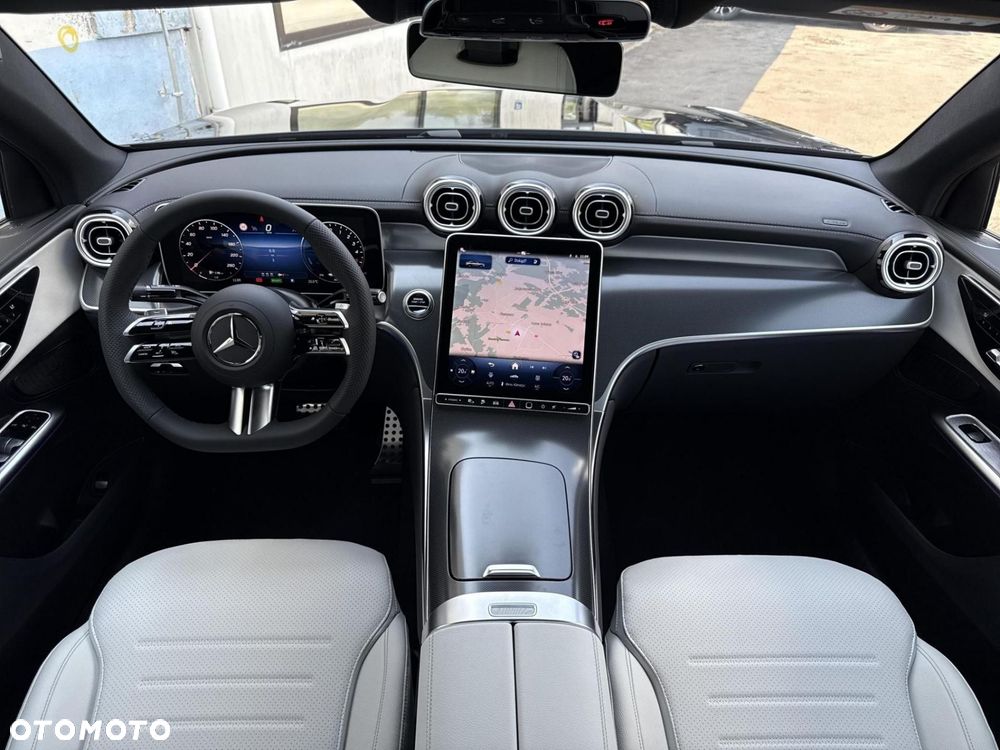 Mercedes-Benz GLC - 18