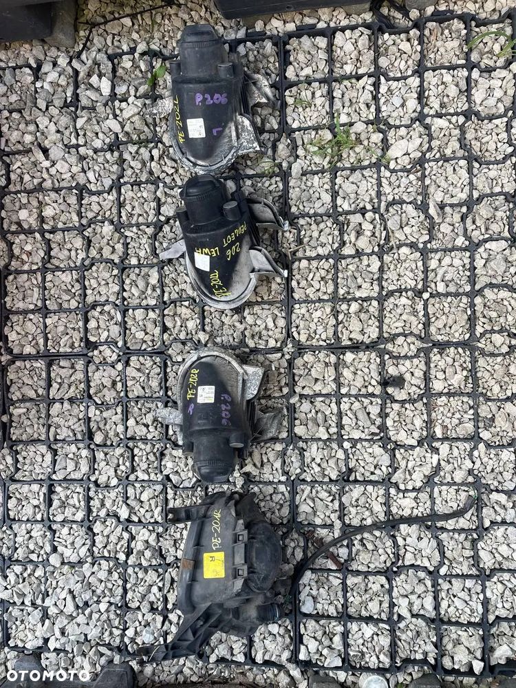PEUGEOT REFLEKTORY HALOGEN KIERUEK LEWE PRAWE - 17