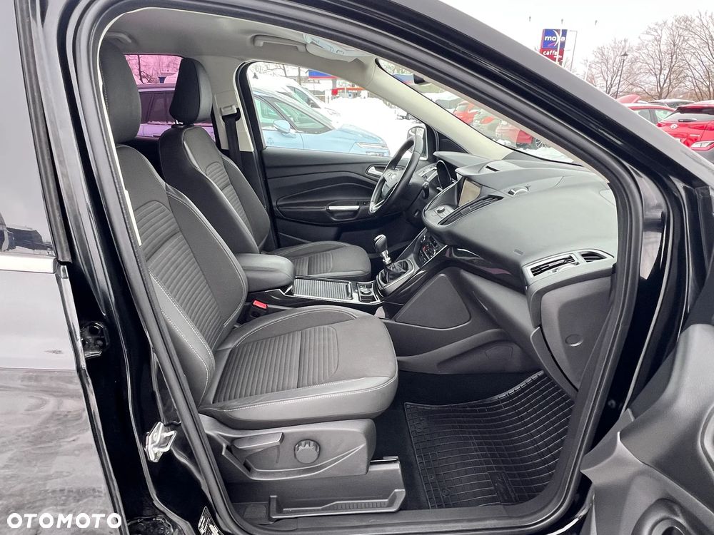 Ford Kuga 2.0 TDCi 4x2 Titanium - 20