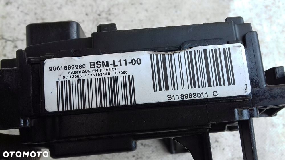 skrzynka bezpieczników moduł bsm 9661682980 l-11 citroen c4 c3 04- peugeot - 3