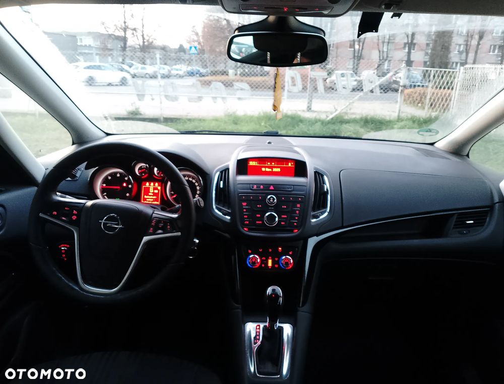 Opel Zafira Tourer 2.0 CDTI Automatik Edition - 18