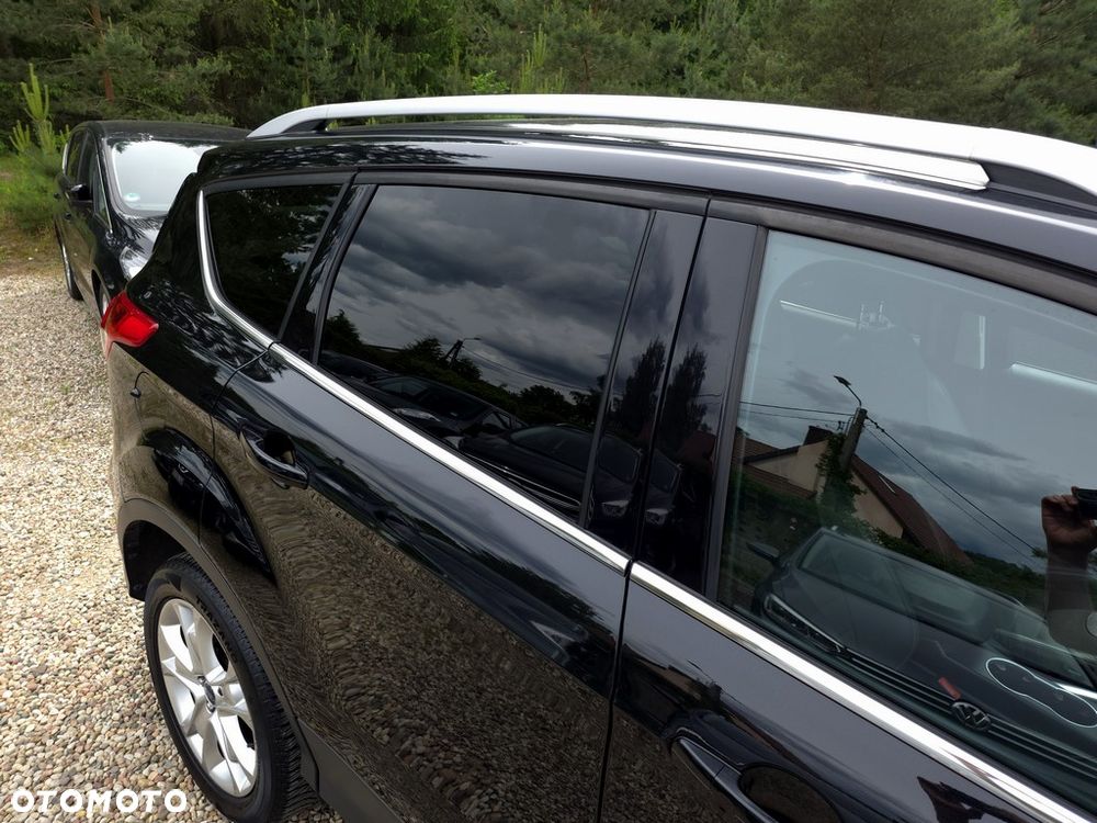 Ford Kuga 2.0 TDCi FWD Titanium - 24