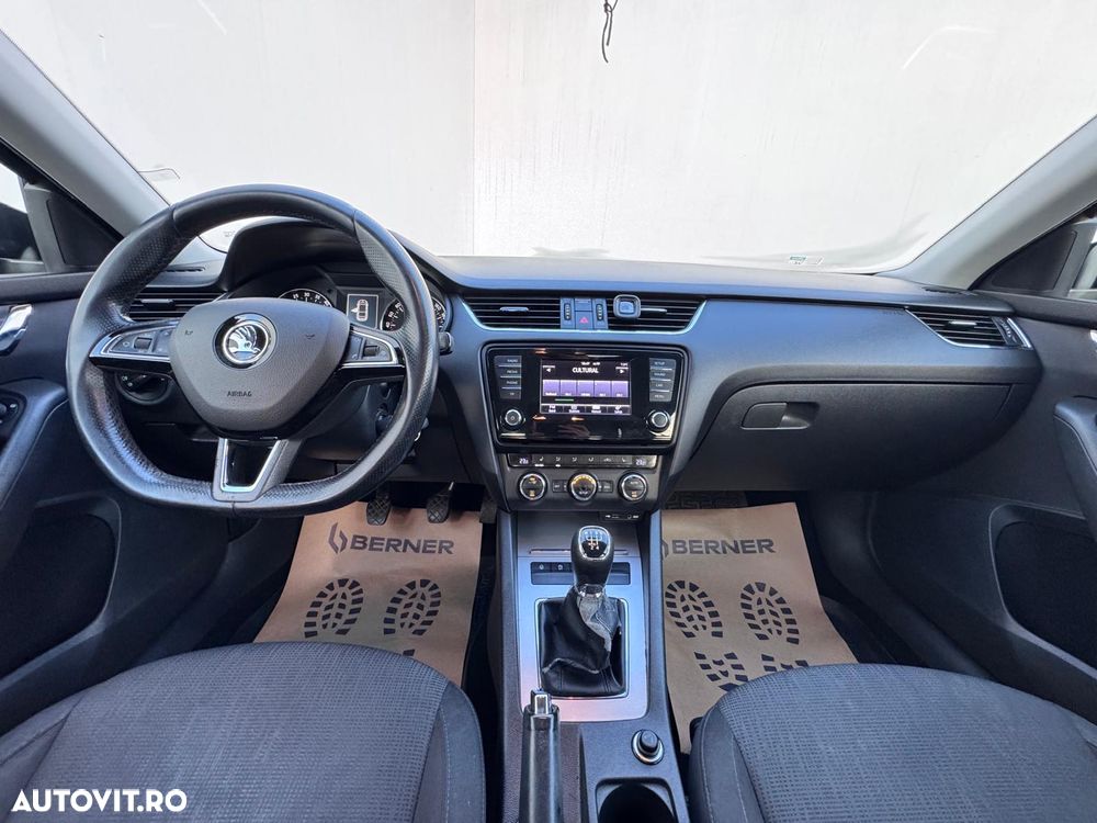 Skoda Octavia 1.6 TDI Classic - 7