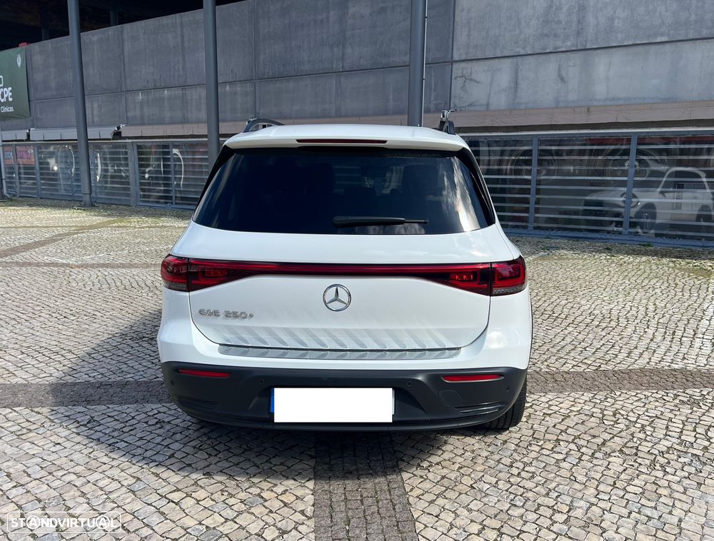 Mercedes-Benz EQB 250+ Edition - 3