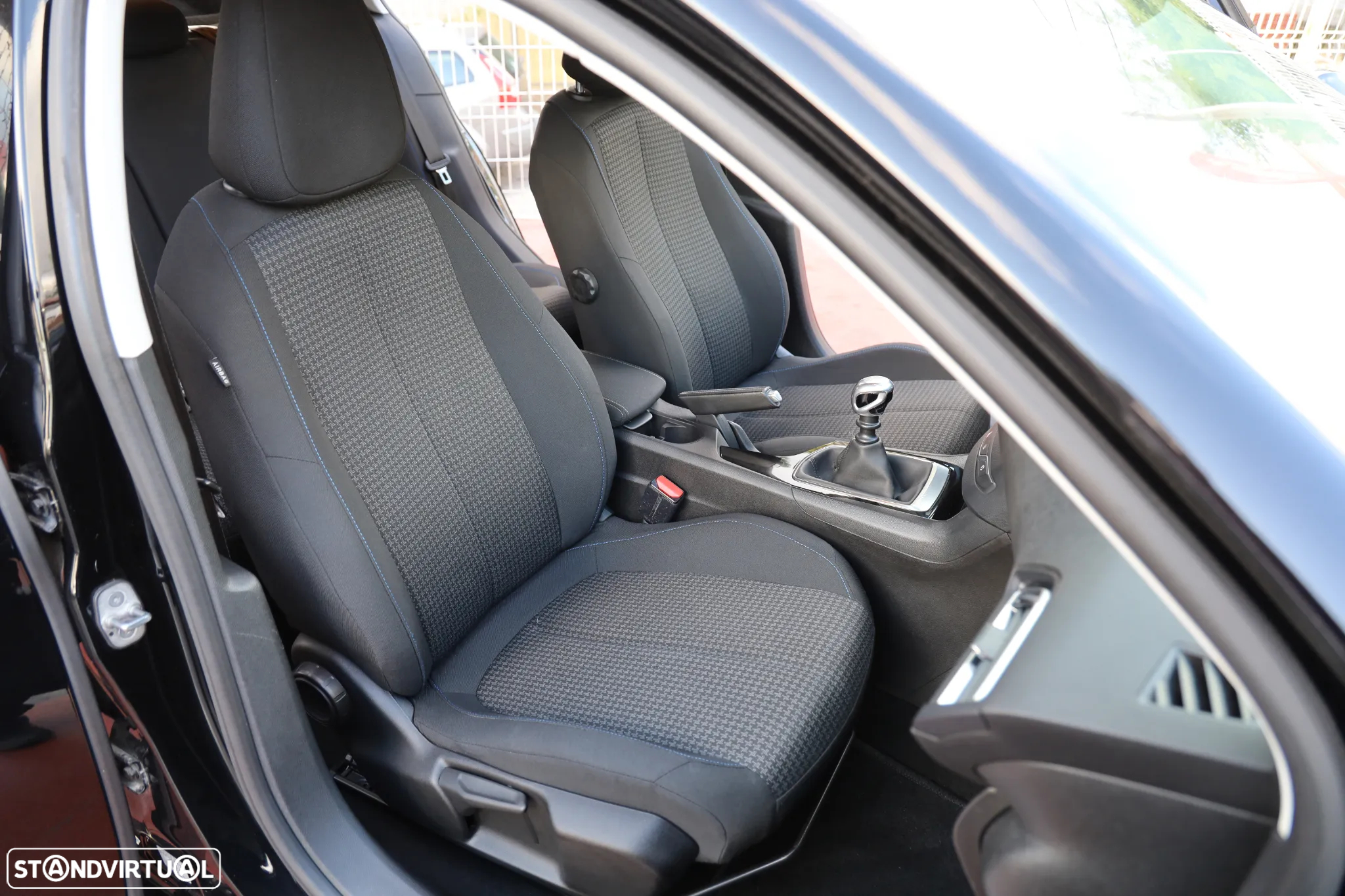 Peugeot 308 1.5 BlueHDi Style J17 - 15