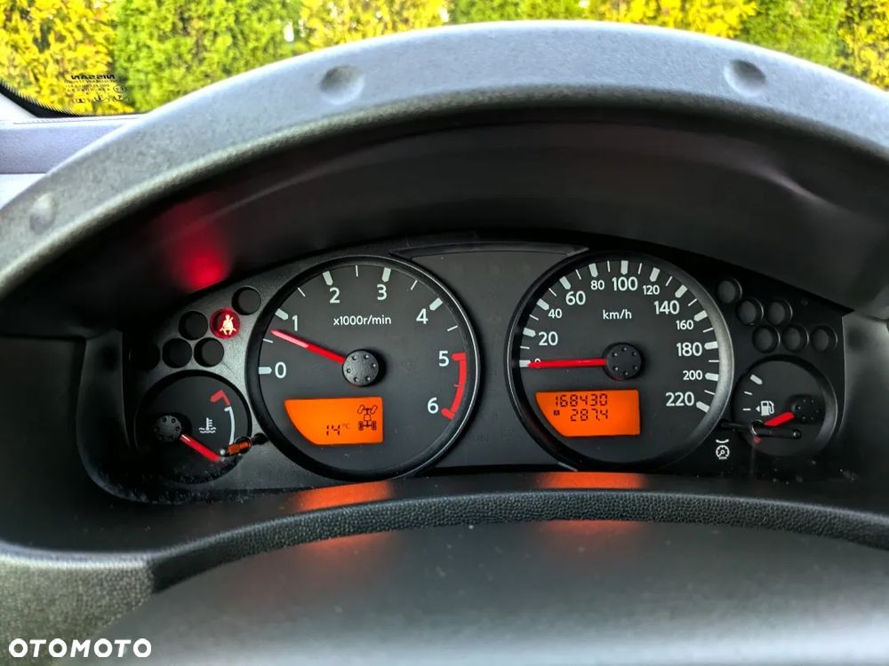 Nissan Navara - 31