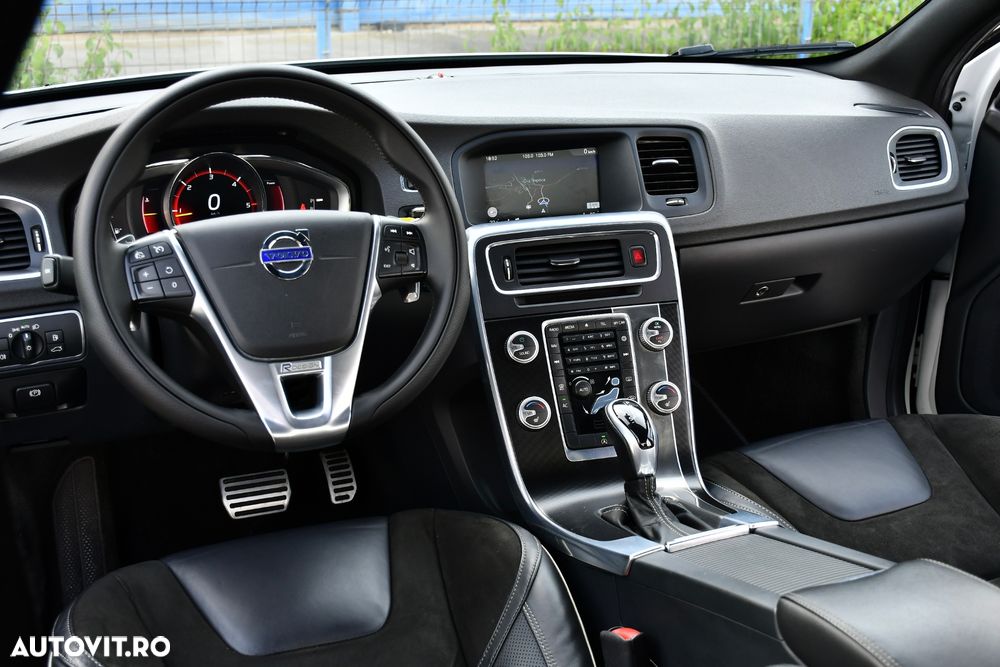 Volvo S60 D5 Geartronic RDesign - 5