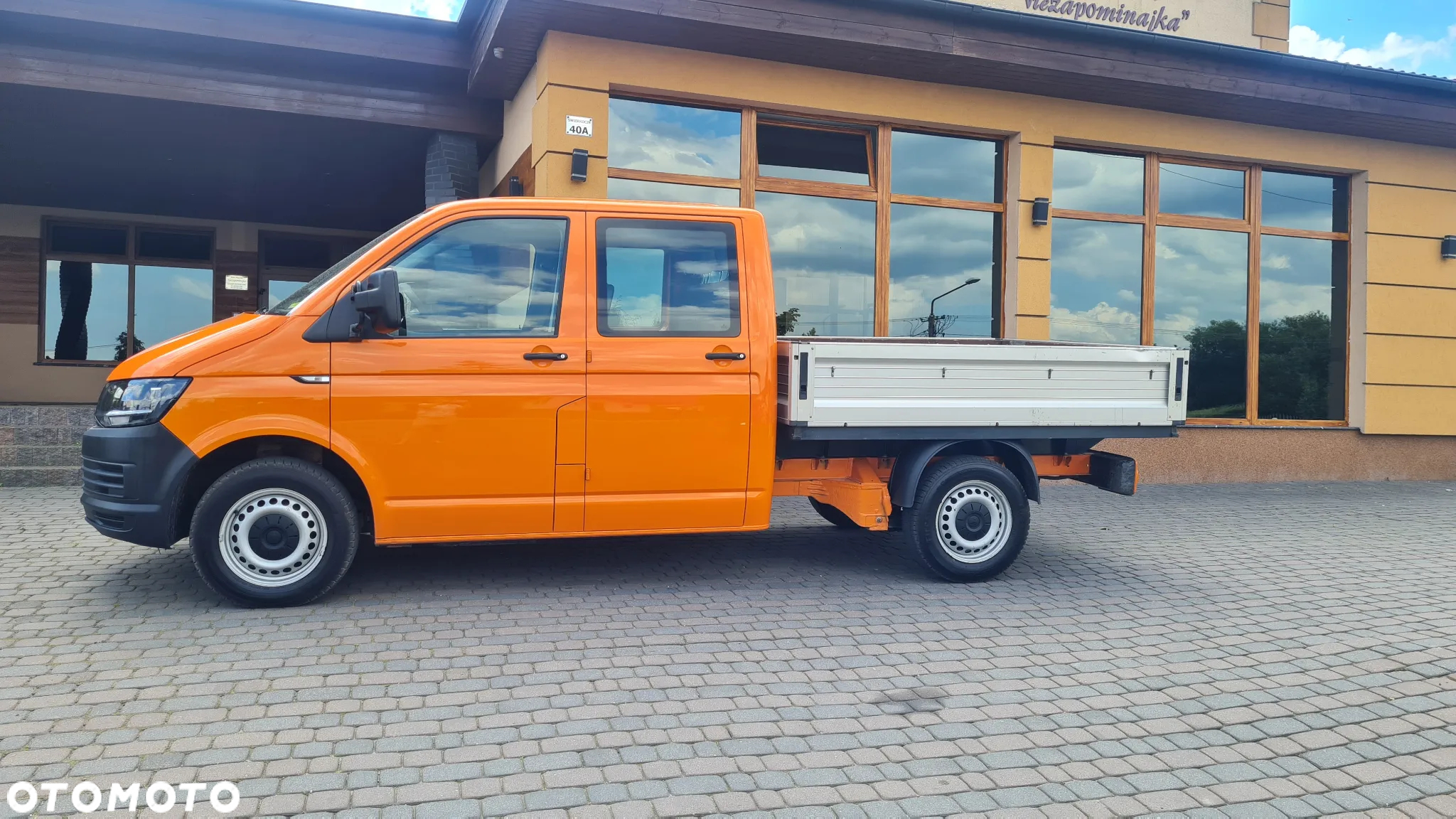 Volkswagen Transporter - 11