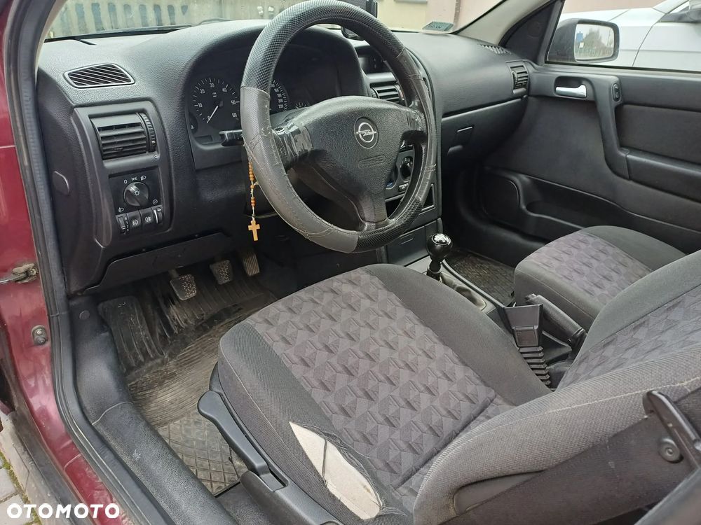 Opel Astra - 11