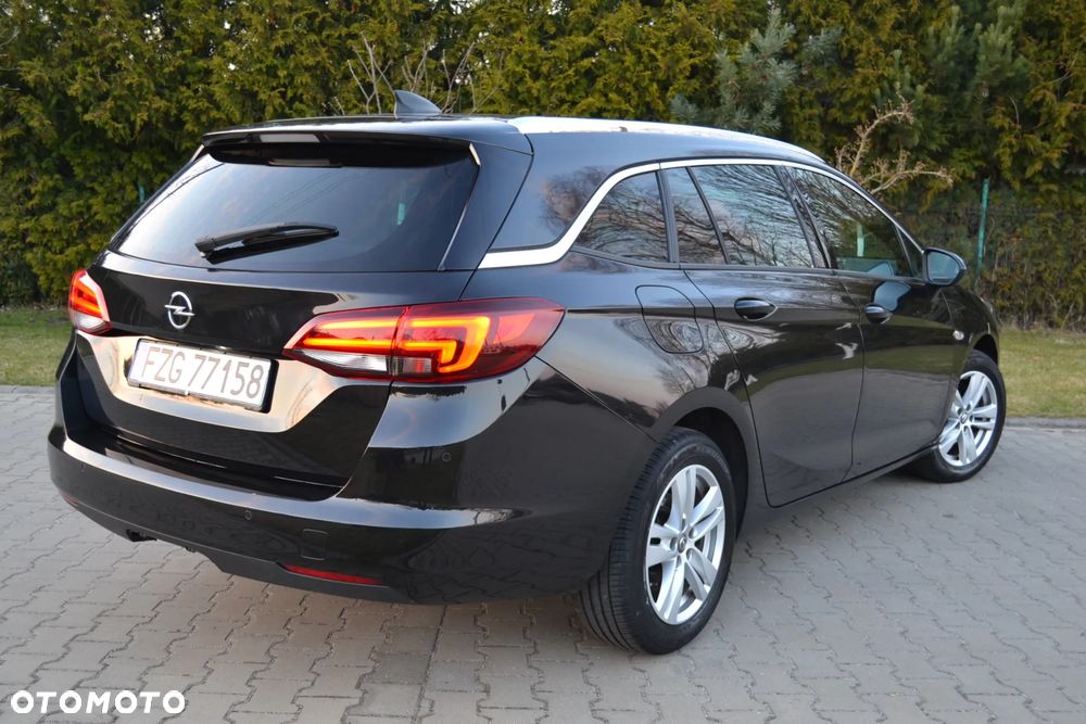 Opel Astra 1.4 Turbo Innovation - 13