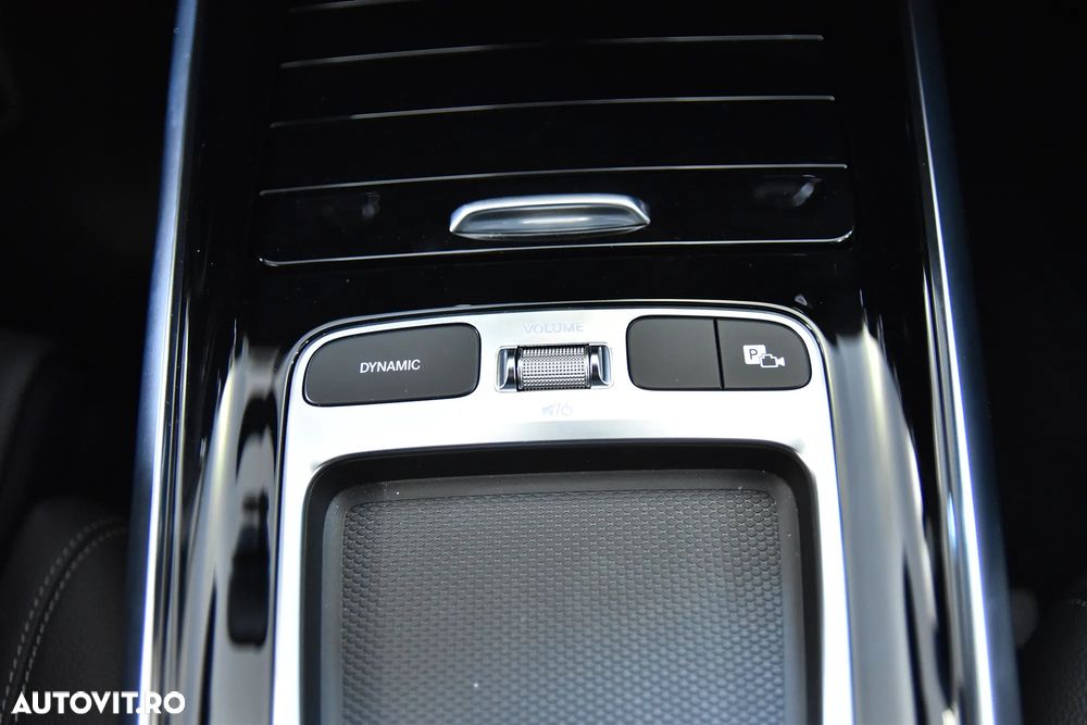 Mercedes-Benz GLA 220 d 4MATIC Aut. - 19