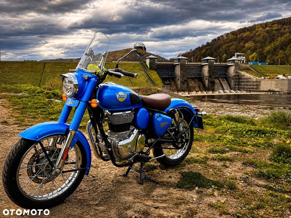 Royal Enfield Classic - 4