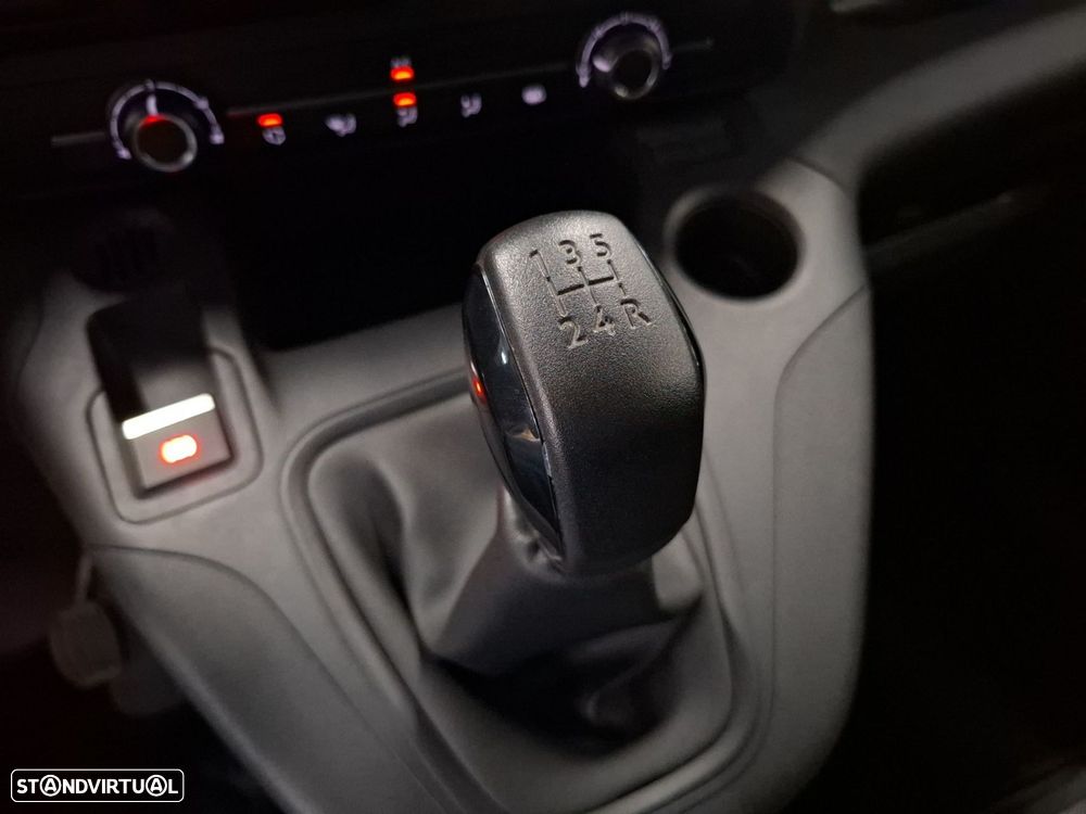 Peugeot Partner - 17
