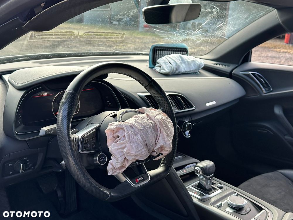 Audi R8 Coupé V10 RWD - 20