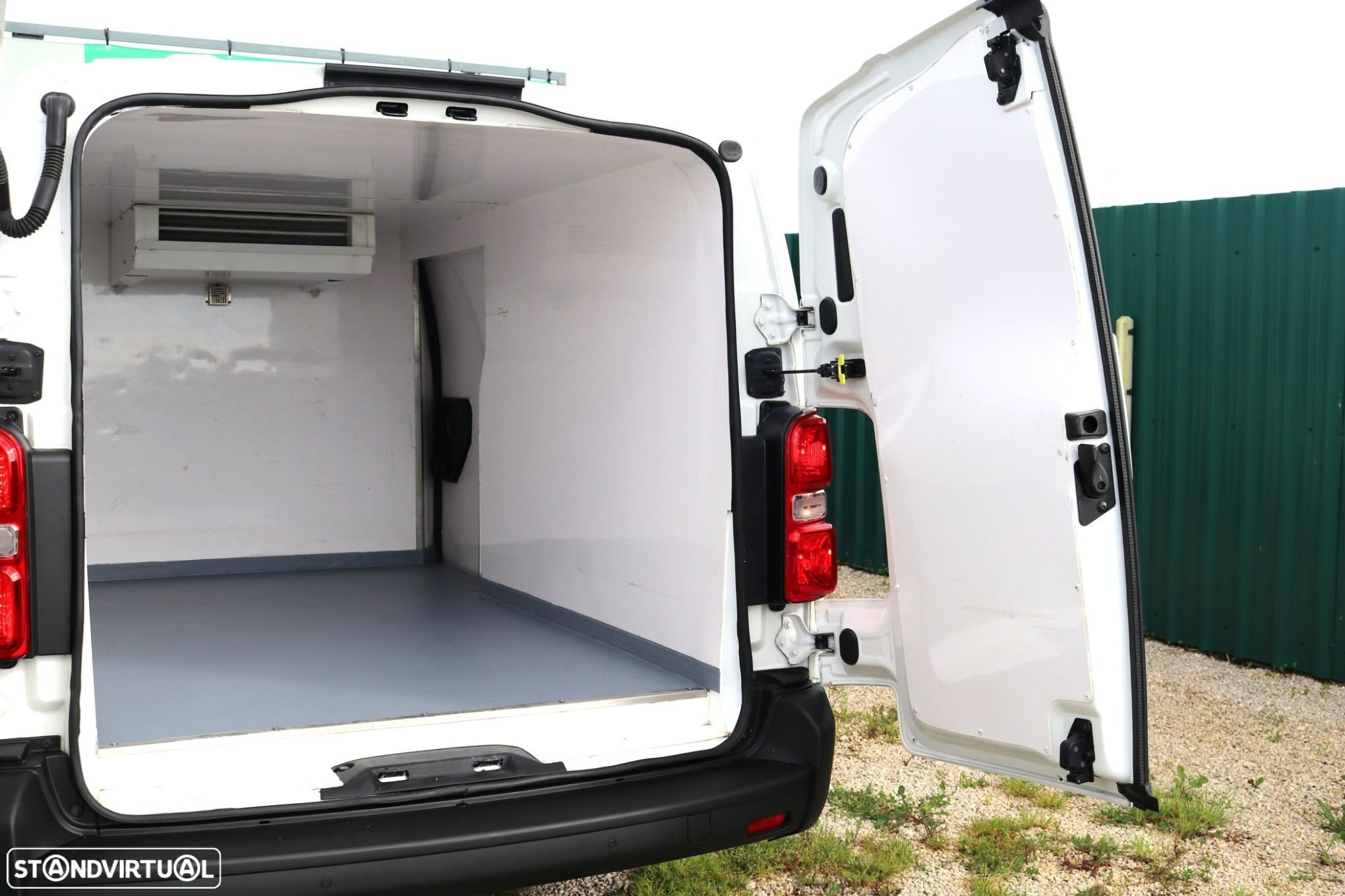 Peugeot Expert 2.0HDi Longa C/Frio Estrada/Parque e Iva Incluído - 12