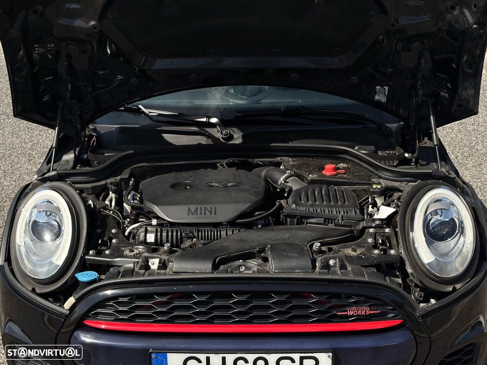 MINI 3 Portas John Cooper Works Sport Aut. - 18