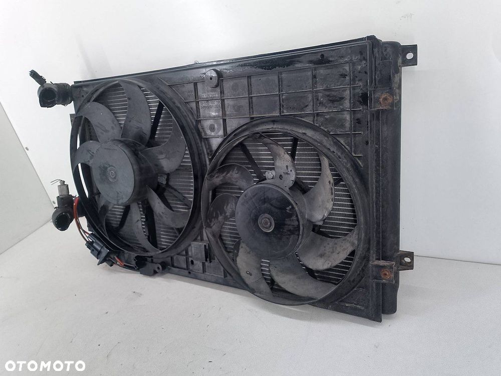 CHŁODNICA WODY Z WENTYLATOREM VW GOLF V 1K0121207T  1K0121253H 1.9 TDI - 5