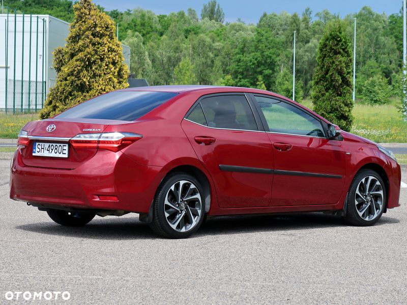 Toyota Corolla 1.6 Premium - 5