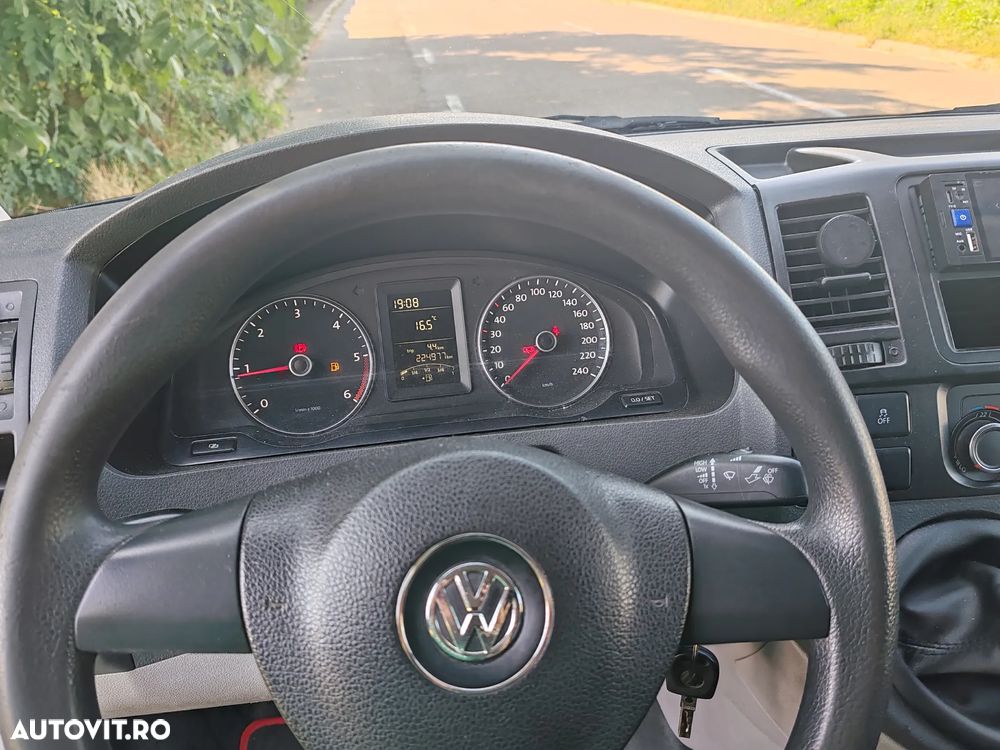 Volkswagen Transporter - 14