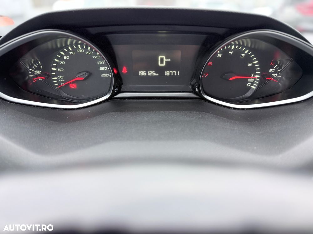 Peugeot 308 PureTech 110 Stop & Start Allure - 12