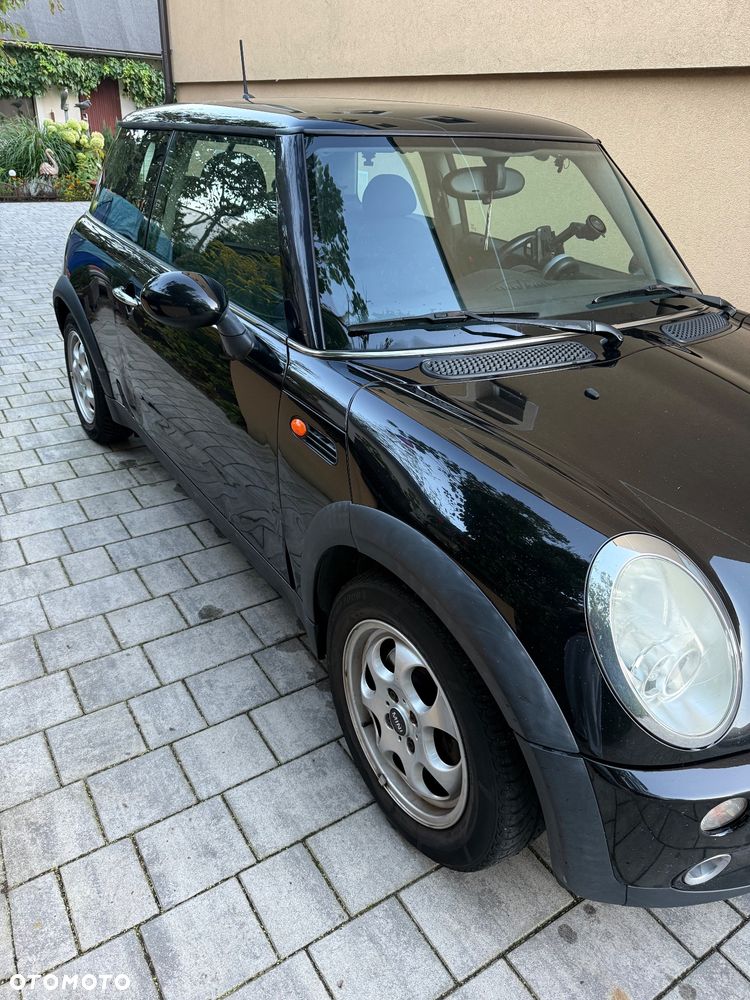 MINI ONE - 2