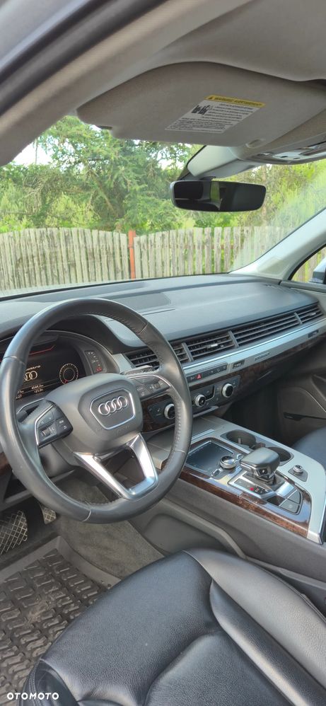 Audi Q7 - 12