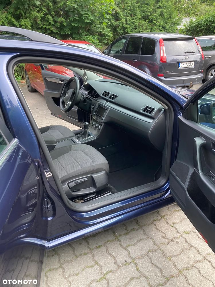 Volkswagen Passat 1.6 TDI BlueMotion - 6
