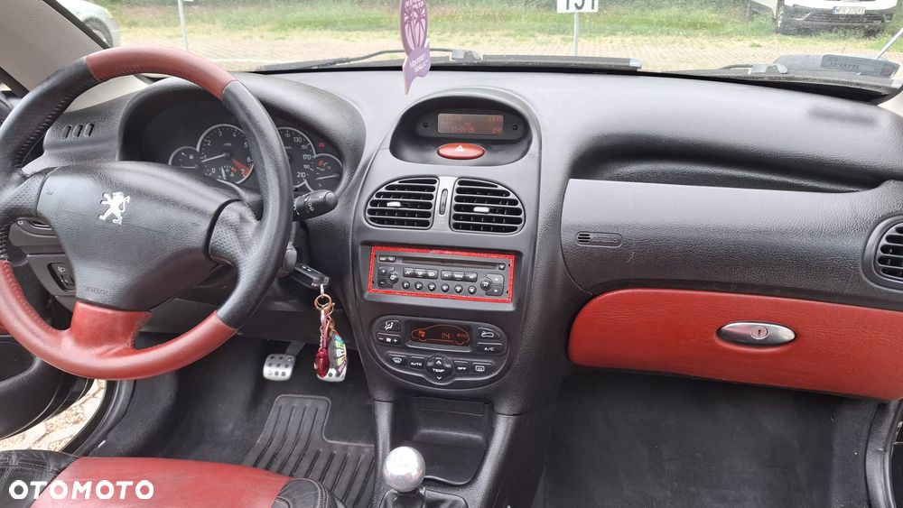 Peugeot 206 CC 1.6 - 17