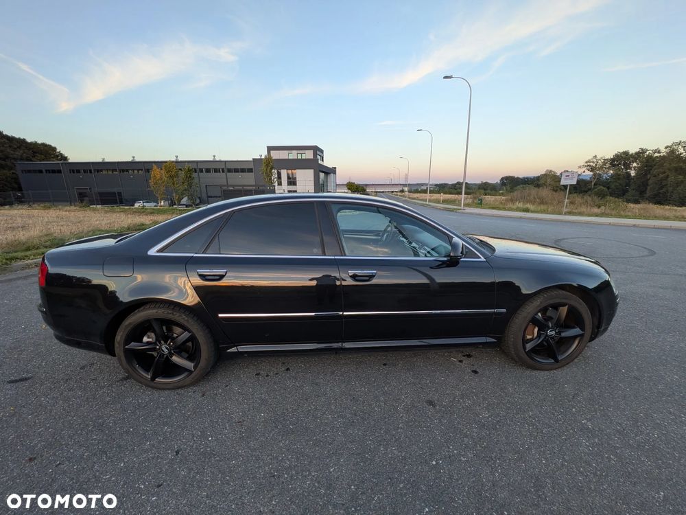 Audi A8 4.2 FSI Quattro - 9