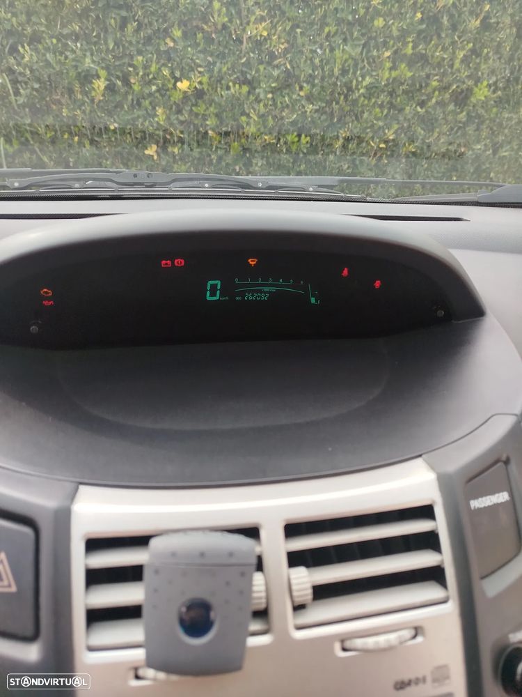 Toyota Yaris(NLP90) - 18