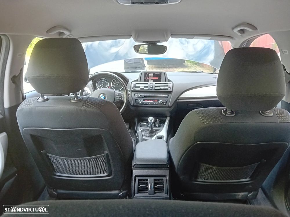 BMW 116 d Line Urban - 15