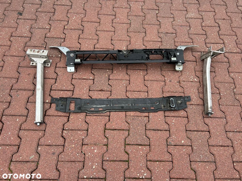 C4 PICASSO II BELKA POD CHŁODNICE STREFY KOMPLET - 1