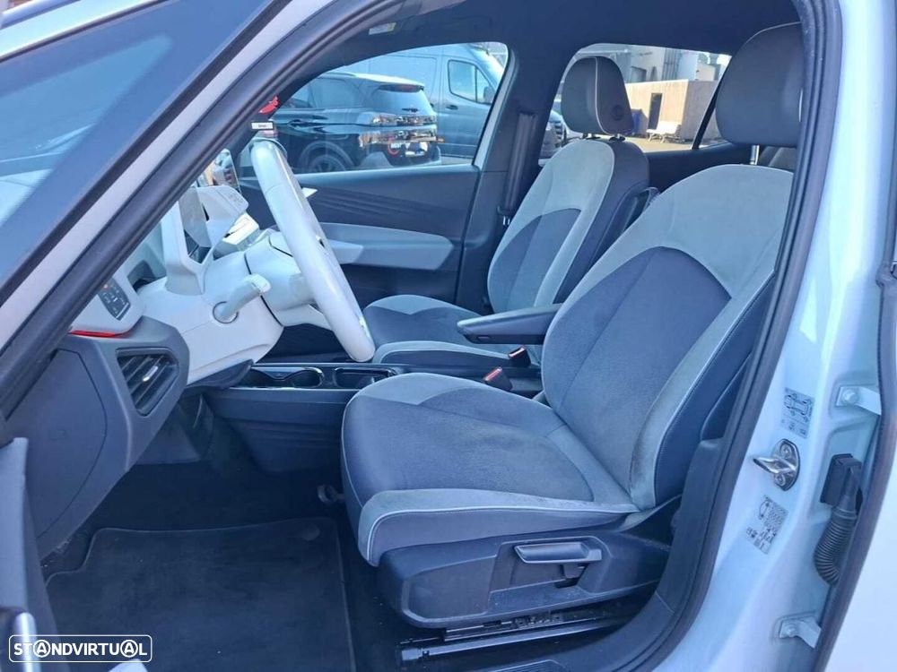 VW ID.3 58 kWh 1st - 8