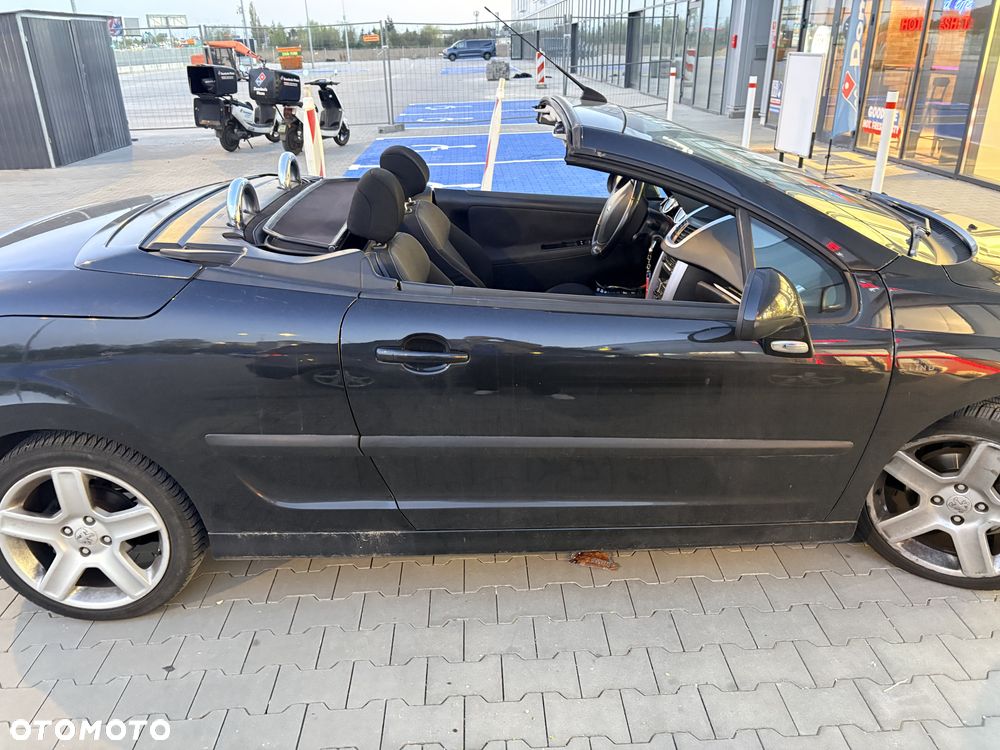 Peugeot 207 CC - 16