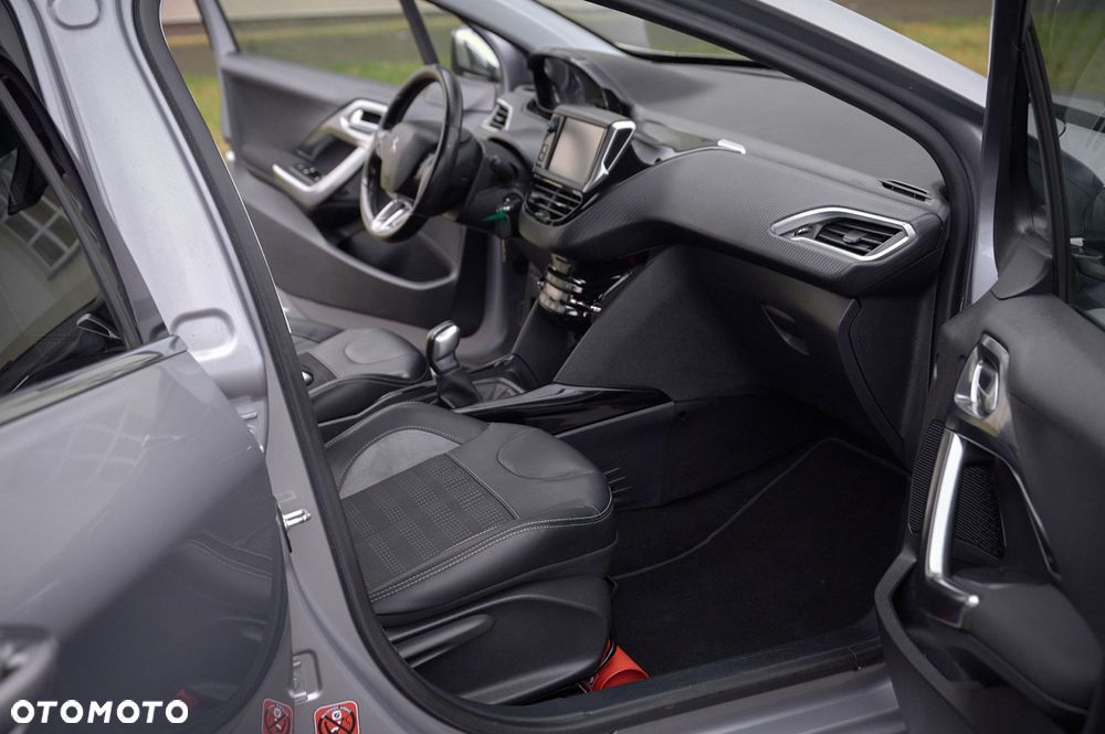 Peugeot 2008 PureTech 110 Stop&Start Allure - 24