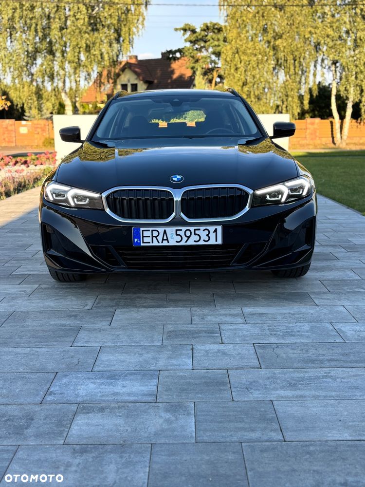BMW Seria 3 318d Touring - 4